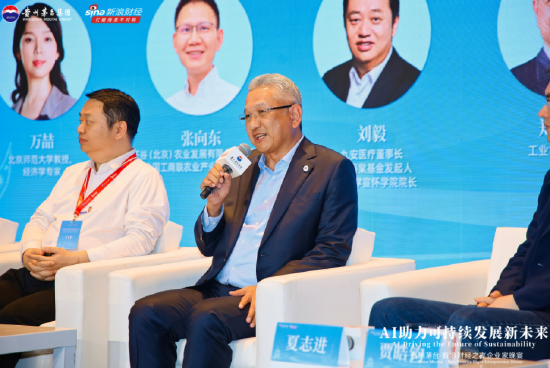 线上正规配资 工业富联董事长郑弘孟：希望用AI制造所有东西，“努力再活10年，你会长生不老”